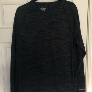 AMERICAN EAGLE PERFORMANCE ACTIVE FLEX LONG SLEEVE